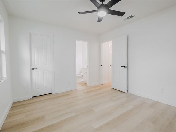 3505  Pacesetter Drive , Dallas Texas 75241