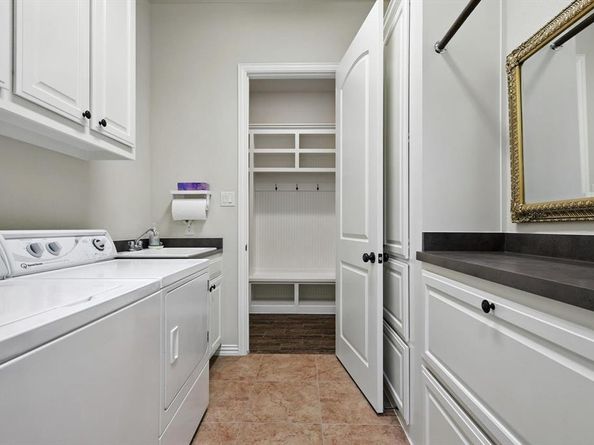 10883  Smoky Oak Trail , Flower Mound Texas 76226