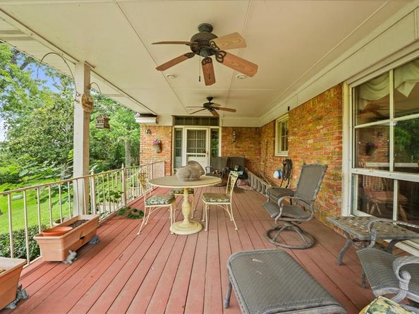 1407  Ridgecrest Circle , Denton Texas 76205