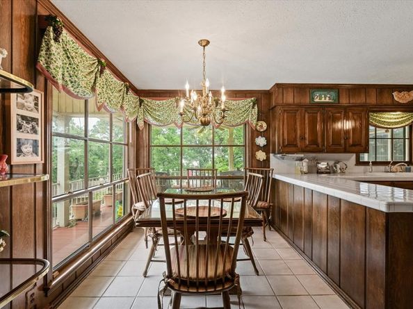 1407  Ridgecrest Circle , Denton Texas 76205