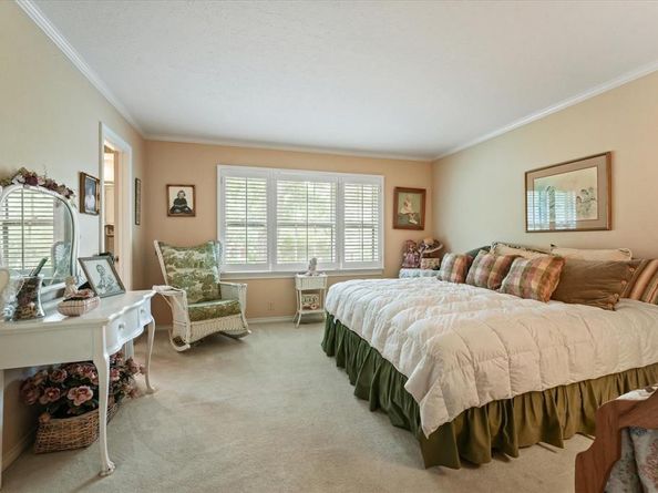 1407  Ridgecrest Circle , Denton Texas 76205