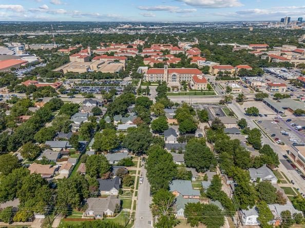 3141  Wabash Avenue , Fort Worth Texas 76109