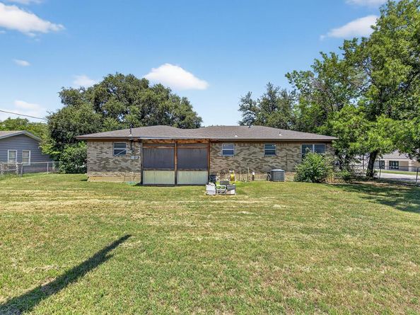 5328  Ira Street N, Haltom City Texas 76117