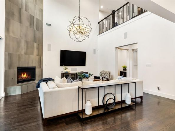 6921  Valley View Lane , Dallas Texas 75240