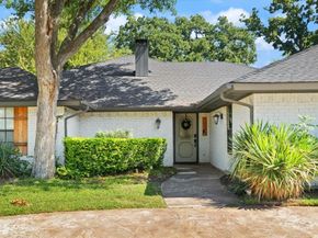 1001  Springfield Street , Mansfield Texas 76063