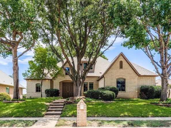2804  Crooked Stick Drive , Plano Texas 75093