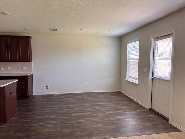 6016  Anchors Landing Pass , Fort Worth Texas 76179