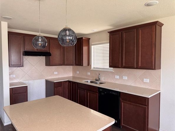 6016  Anchors Landing Pass , Fort Worth Texas 76179
