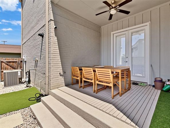228  Wimberly Street , Fort Worth Texas 76107