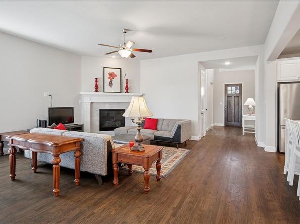 2165  Balcones Drive , Carrollton Texas 75010