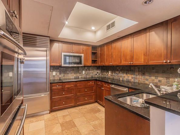 5909  Luther Lane  1502, Dallas Texas 75225