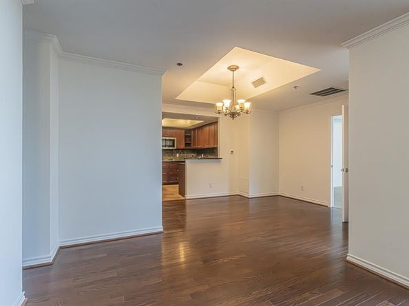 5909  Luther Lane  1502, Dallas Texas 75225