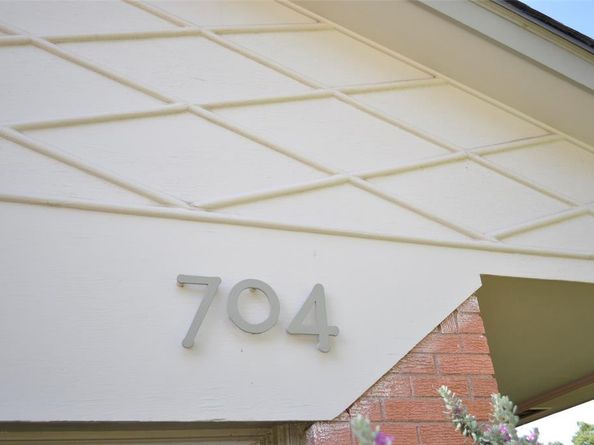 704  Ridgedale Drive , Richardson Texas 75080