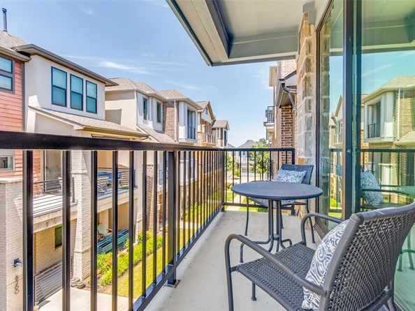 8269  Laflin Lane , Dallas Texas 75231