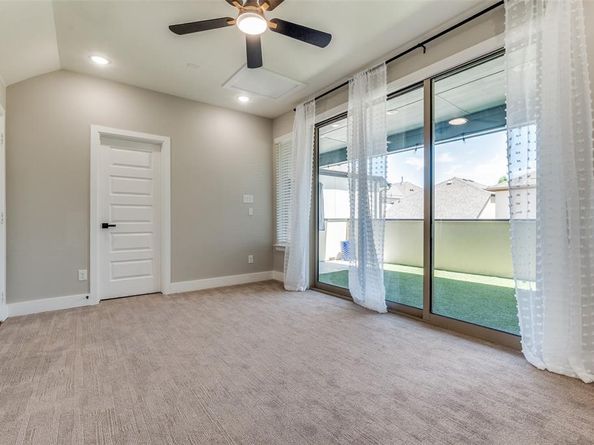 8269  Laflin Lane , Dallas Texas 75231