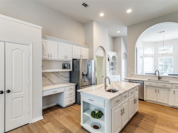 408 W Mill Valley Court , Colleyville Texas 76034