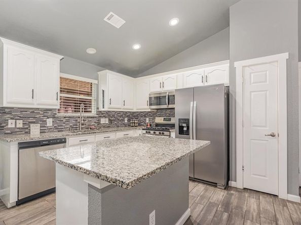 6337  Geneva Lane , Fort Worth Texas 76131