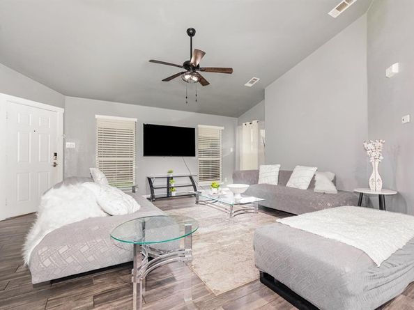 6337  Geneva Lane , Fort Worth Texas 76131