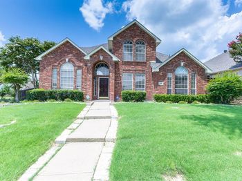 1464  Summerhill Drive 