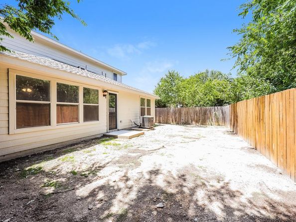 1715  Duet Drive , Dallas Texas 75241
