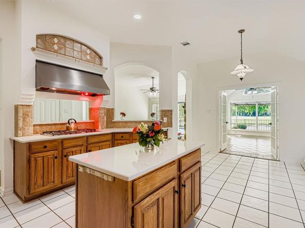 5604  Belle Chasse Lane , Frisco Texas 75035