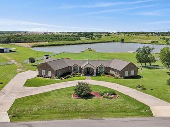 6718  Eastview Drive 
