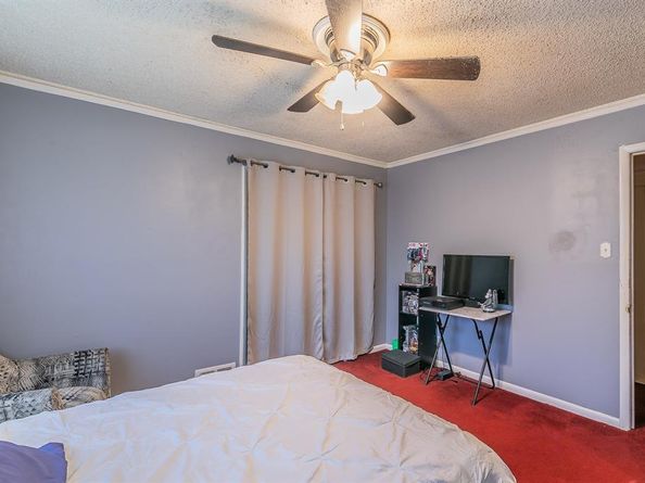 6207  Lyndon B Johnson Freeway , Dallas Texas 75240