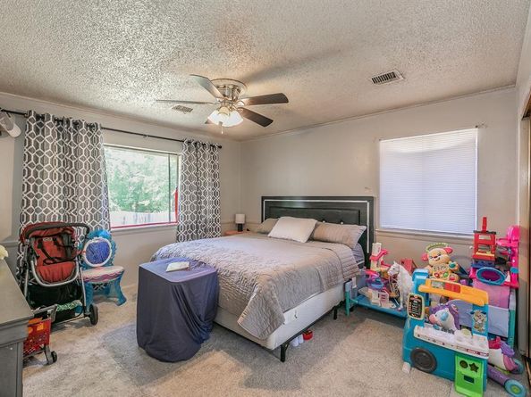 6207  Lyndon B Johnson Freeway , Dallas Texas 75240