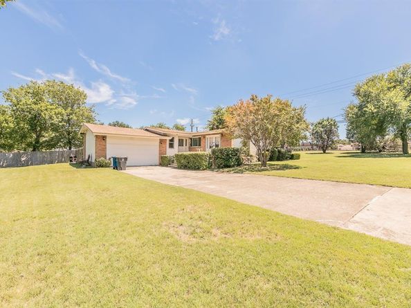 6207  Lyndon B Johnson Freeway , Dallas Texas 75240