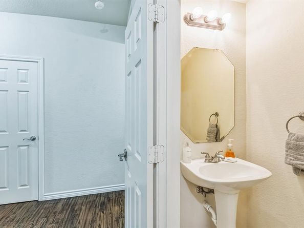 4409  Grassy Glen Drive , Corinth Texas 76208