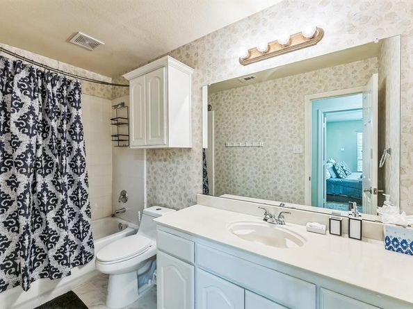 4409  Grassy Glen Drive , Corinth Texas 76208