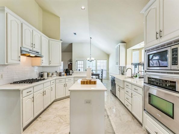 4409  Grassy Glen Drive , Corinth Texas 76208