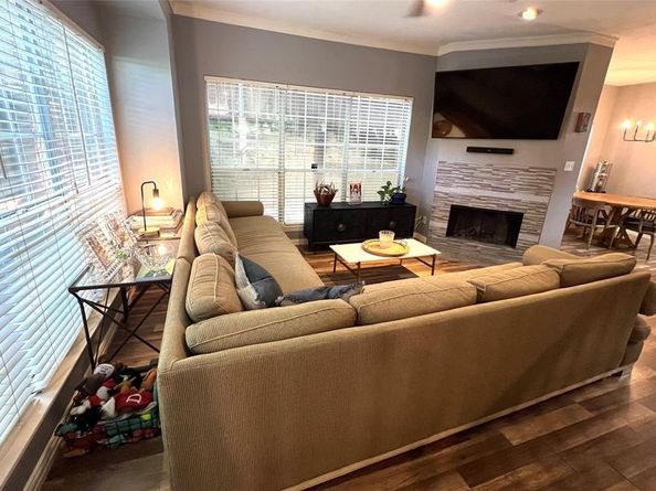 7151  Gaston Avenue  111, Dallas Texas 75214