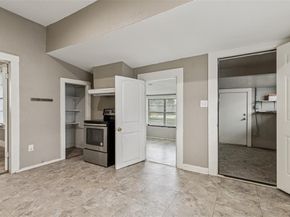 724 W 7th Street , Dallas Texas 75208