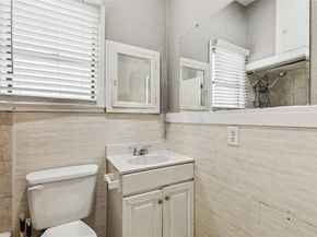 724 W 7th Street , Dallas Texas 75208