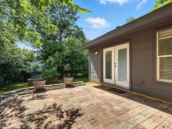 2206  Westwood Drive , Denton Texas 76205