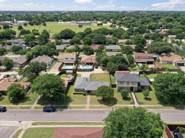 7220  Elderberry Lane , Dallas Texas 75249