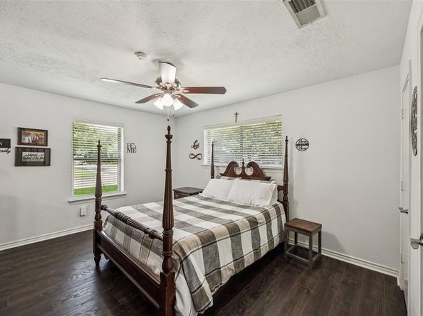 2400  Windsor Place , Plano Texas 75075
