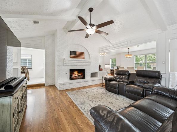 2400  Windsor Place , Plano Texas 75075