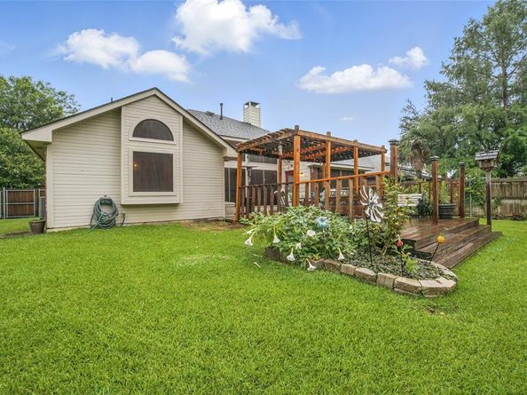 911  Crest Meadow Lane , Mesquite Texas 75181