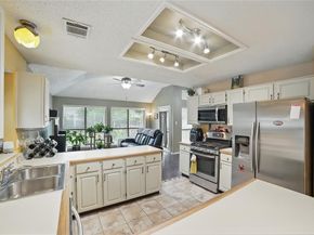 911  Crest Meadow Lane , Mesquite Texas 75181
