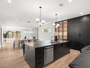 6026  Martel Avenue , Dallas Texas 75206