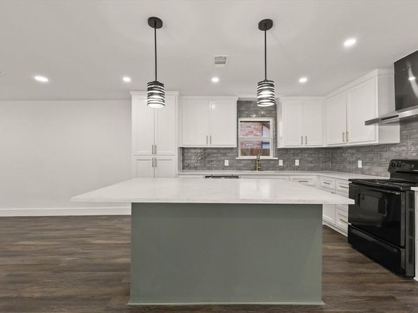 3022  Kinkaid Drive , Dallas Texas 75220