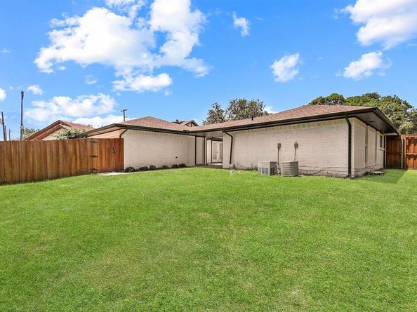 3022  Kinkaid Drive , Dallas Texas 75220