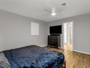 14902  Le Grande Drive , Addison Texas 75001