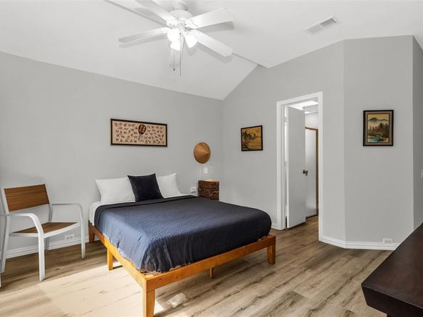 14902  Le Grande Drive , Addison Texas 75001
