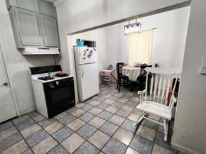 516 & 518  S Glasgow Drive , Dallas Texas 75223