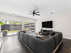 4411  Roseland Avenue , Dallas Texas 75204