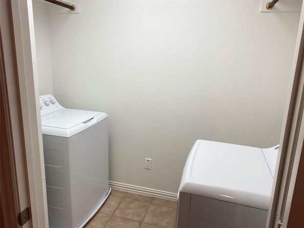 2332  Aspermont Way , Lewisville Texas 75067