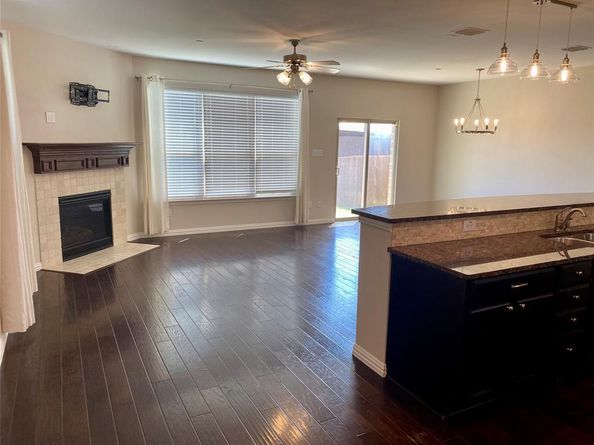 2332  Aspermont Way , Lewisville Texas 75067